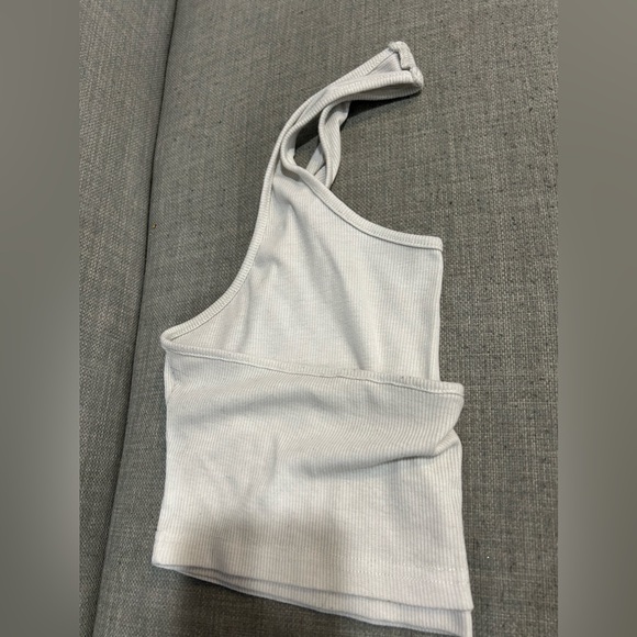 5/10 SHEIN Large White Halter Top - Picture 2 of 4